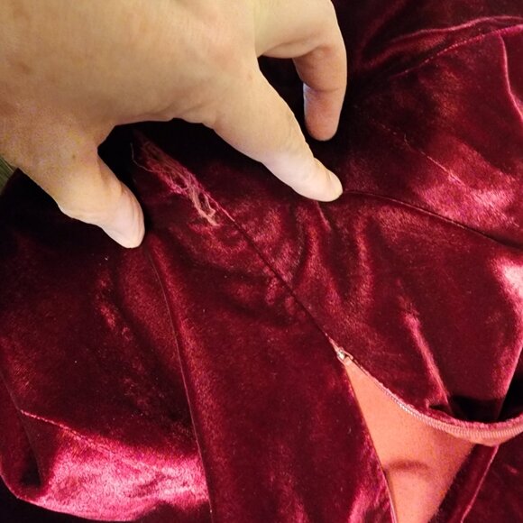 Bardot Sorella Velour Asymmetric Midi Dress NWOT Red Med tear at zipper - Picture 8 of 12